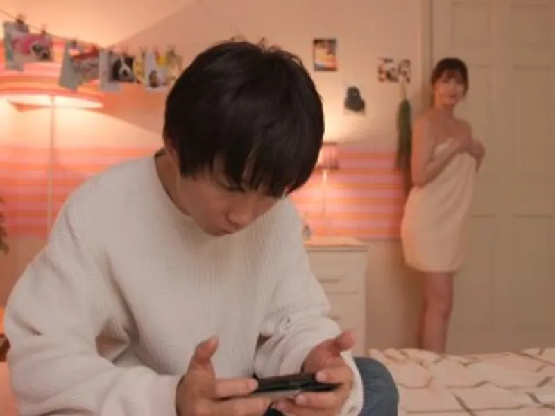 Cô chị dâm dâm, gạ Trả bài ghệ của em gái