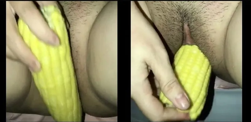 Nứng lồn quá em móc lồn với bắp